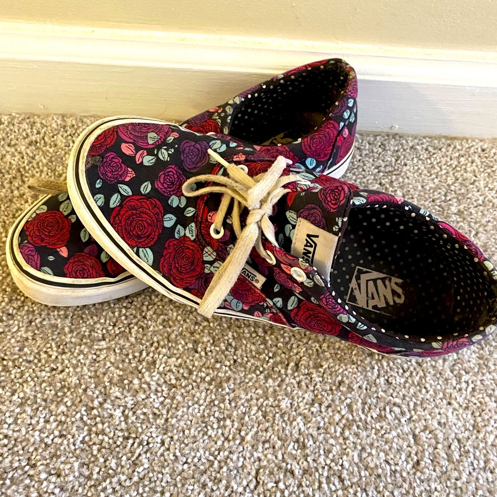 Gently warn women’s vans